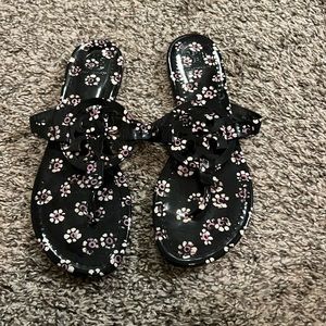 Daisy print Tory Burch sandals